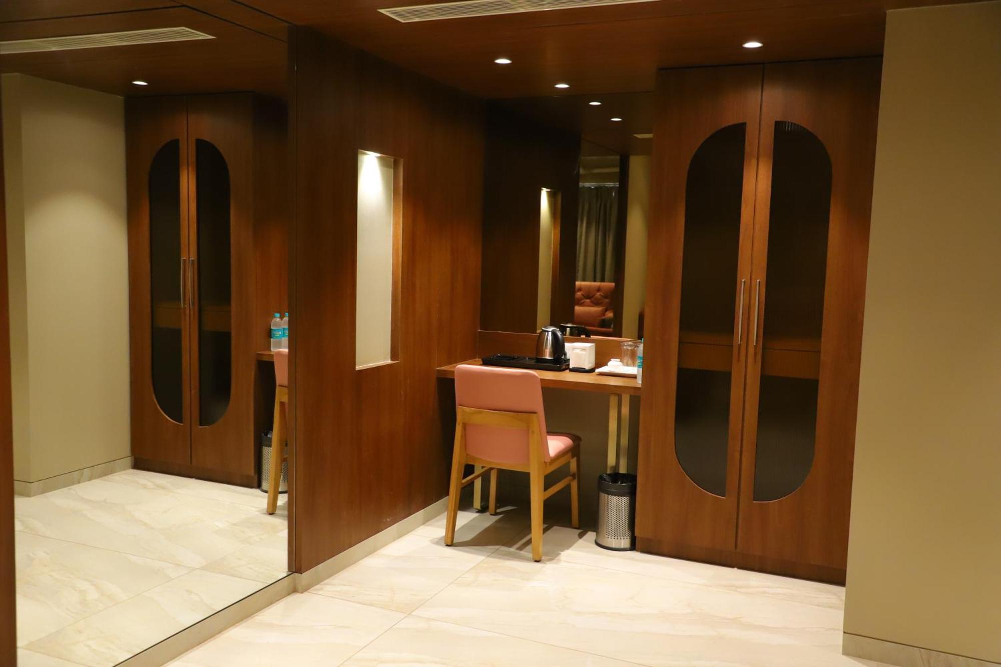 Le Vivanta Virar Ngoại thất bức ảnh
